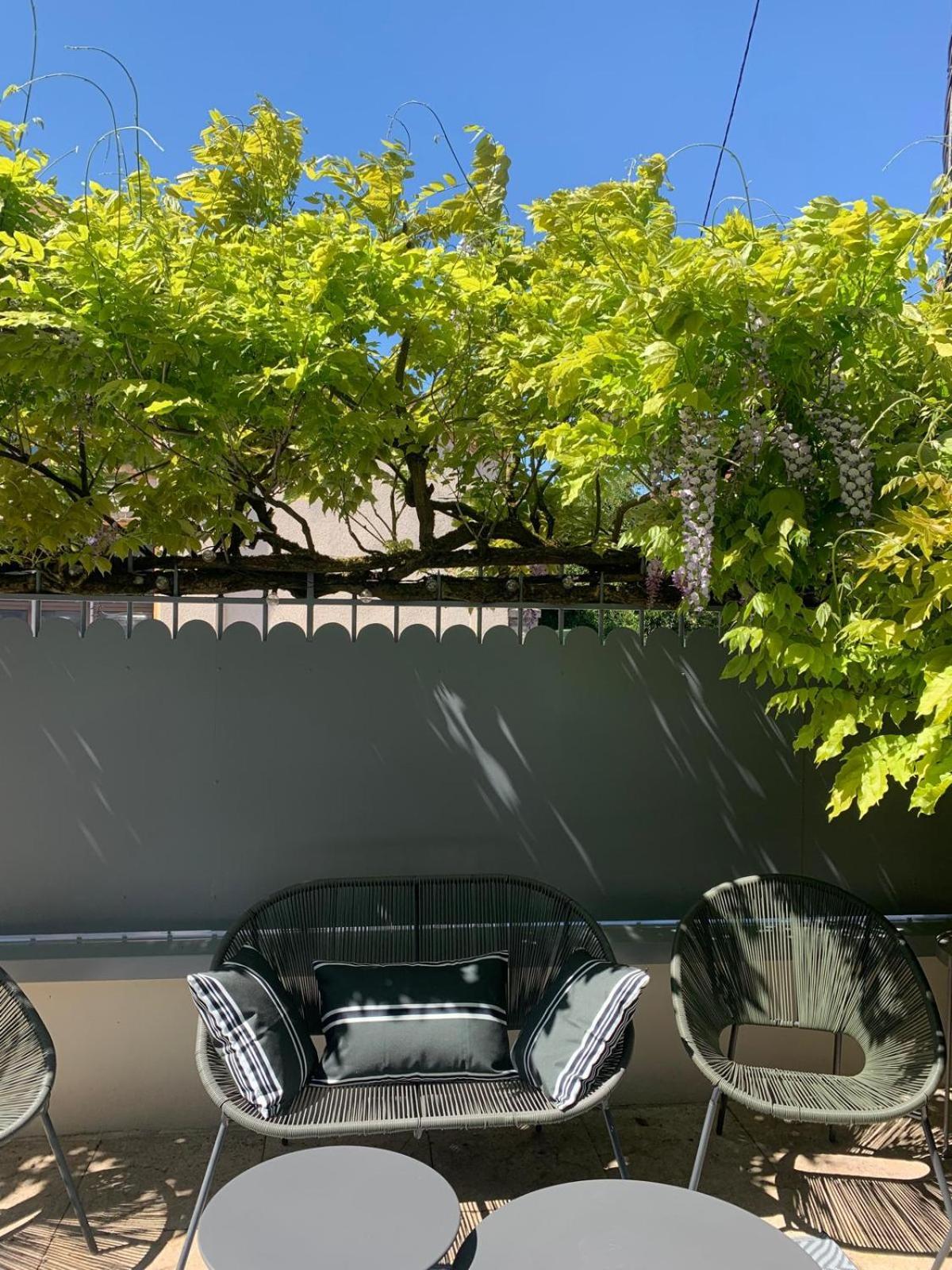 דיז'ון Joli T2 Jardin Parking Proche Gare Centre Ville מראה חיצוני תמונה